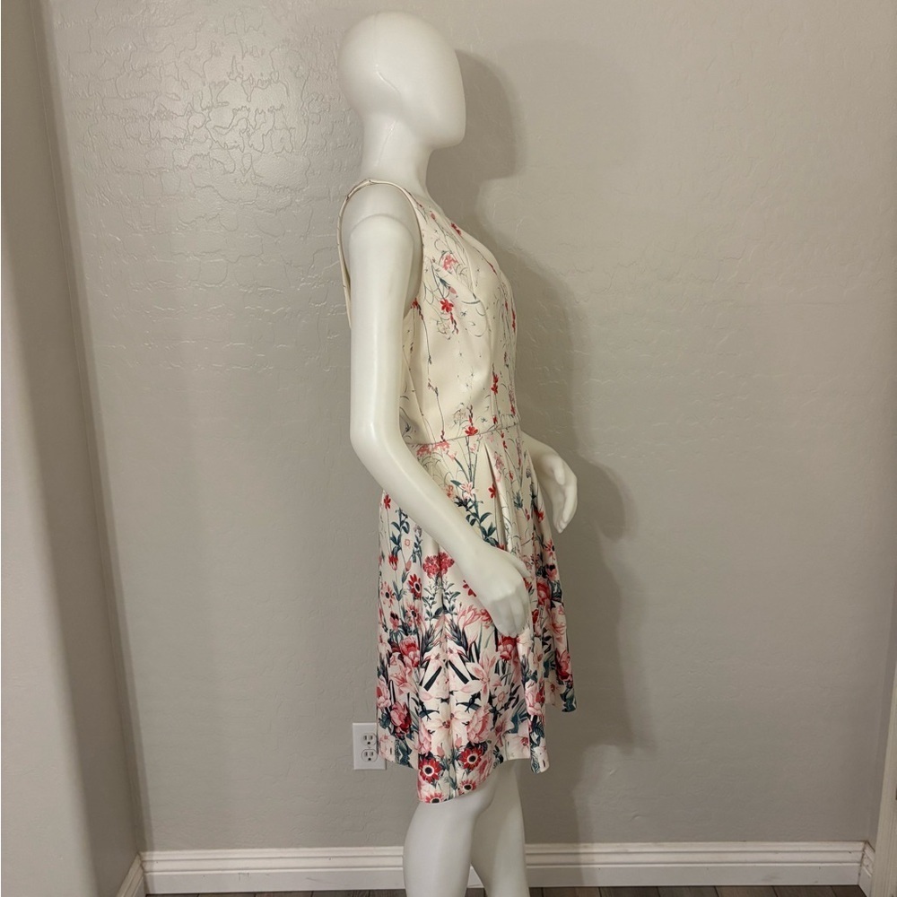 Kut From The Kloth Sleeveless Fit and Flare Floral Dress 8 - Picture 8 of 16